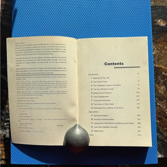 The ZONE FOOD SCIENCE
RECIPES
BY:  Barry Sears
Mid size paperback - Picture 3 of 5